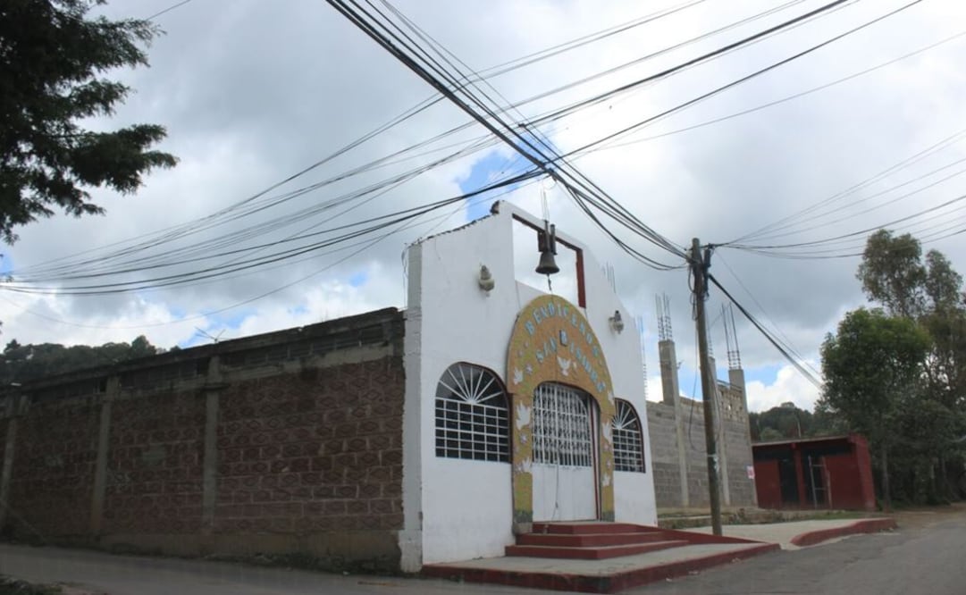 Xochimilco clausura inmueble junto a capilla