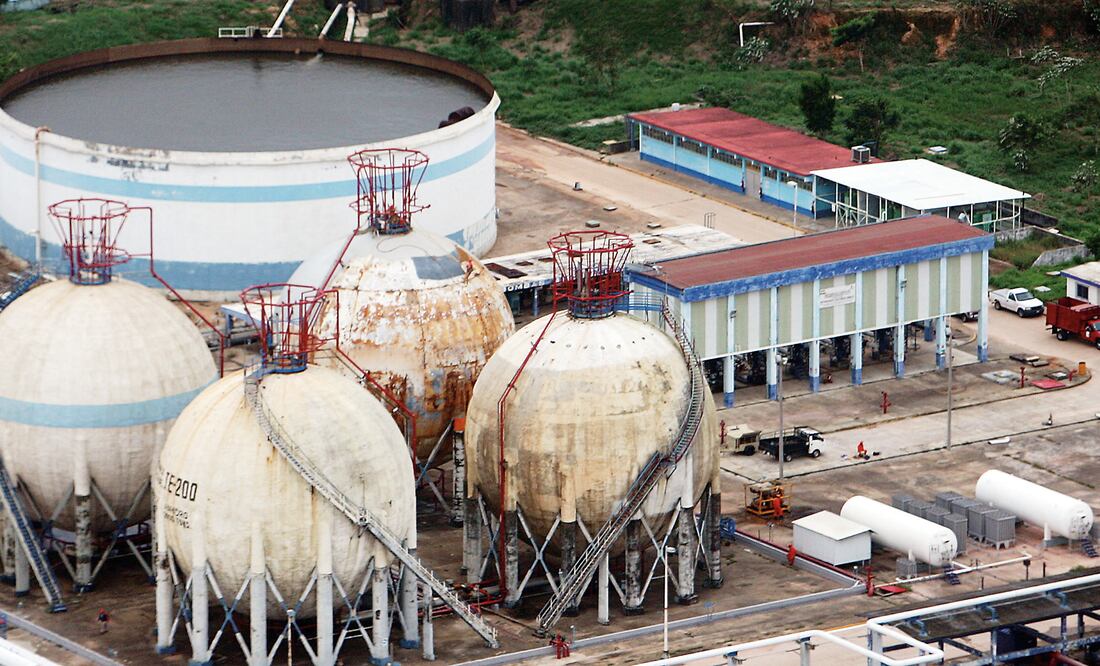 Reportan 5 heridos por accidente en Complejo Petroquímico de Veracruz.
Foto ilustrativa: Complejo petroquímico/ ARCHIVO EL UNIVERSAL