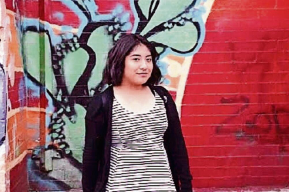 María de los Ángeles consiguió becas que en total suman 74 mil 60 dólares y seguirá postulándose para continuar recibiendo apoyos. (CORTESÍA)