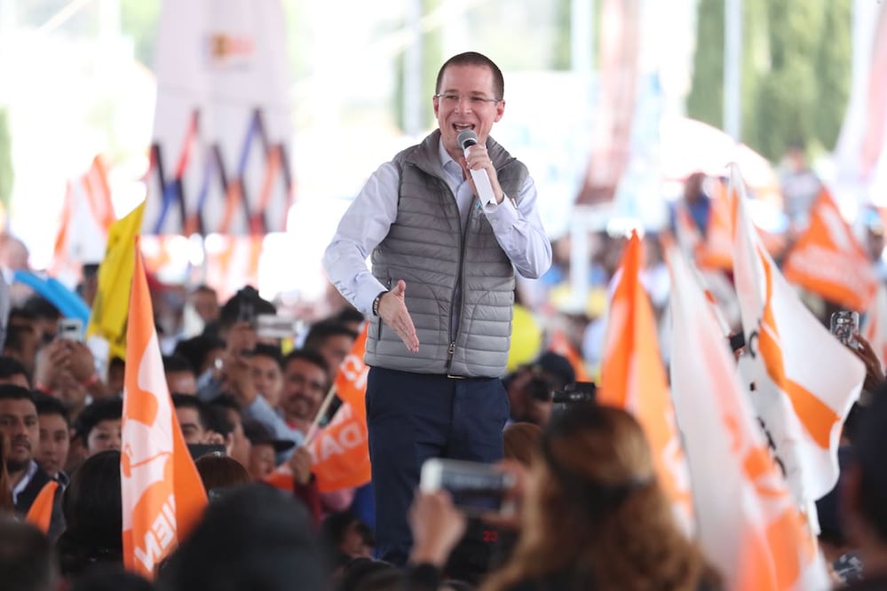 Ricardo Anaya Cortés, candidato de la coalición Por México al Frente dijo que se debe pasar de los dichos a los hechos con el gobierno de Estados Unidos. Foto: Ariel Ojeda /El Universal