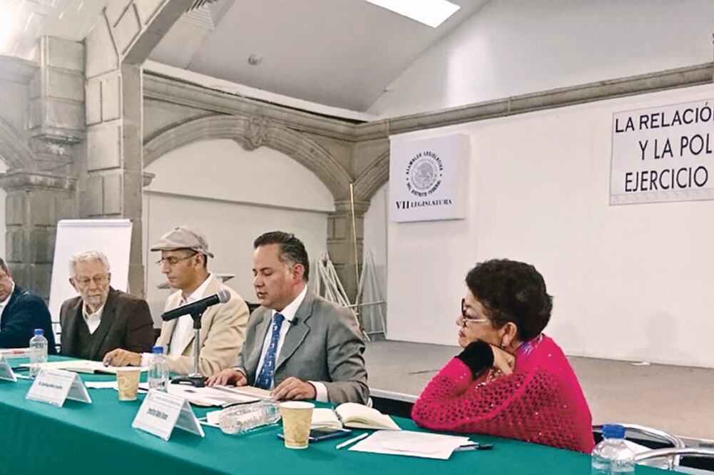 El ex titular de la Fepade, Santiago Nieto, participó en el conversatorio La relación entre la ética y la política en el ejercicio legislativo (TOMADA DE TWITTER)