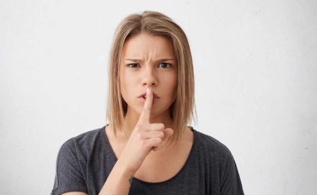 El silencio es la puerta hacia una mente más tranquila y saludable. Fuente: Freepik.