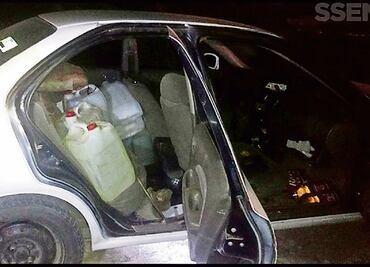 Detienen a un policía por presunto robo de combustible