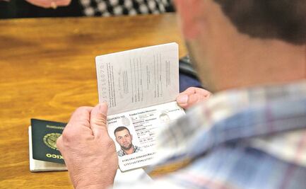 Se "extravía" millar de libretas de pasaporte