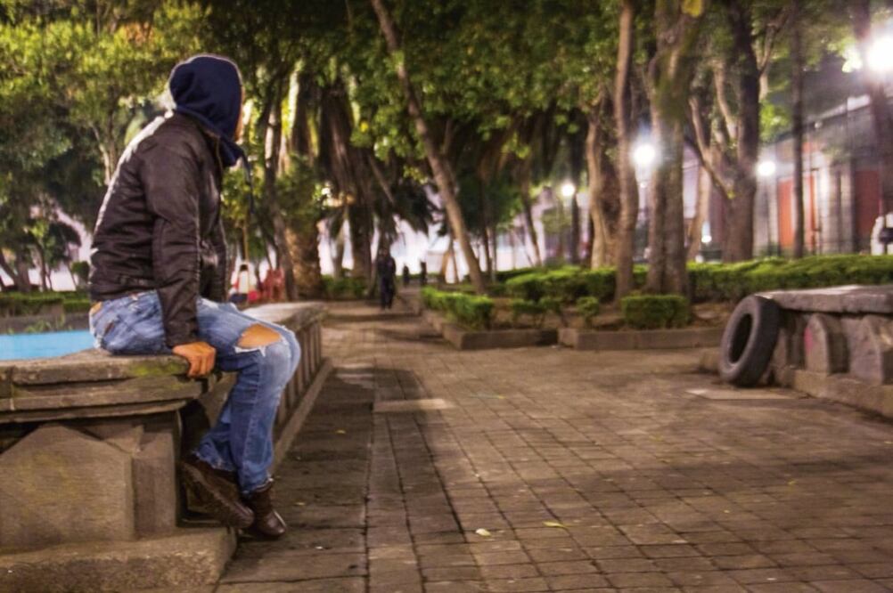 Edgar tiene una doble vida; entre semana es hijo de familia y trabaja de mecánico. A La Ciudadela va los viernes y sábados, a veces los domingos. (SHARENII GUZMÁN)