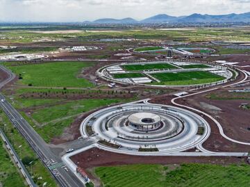 A seis años, ni aeropuerto ni parque ecológico