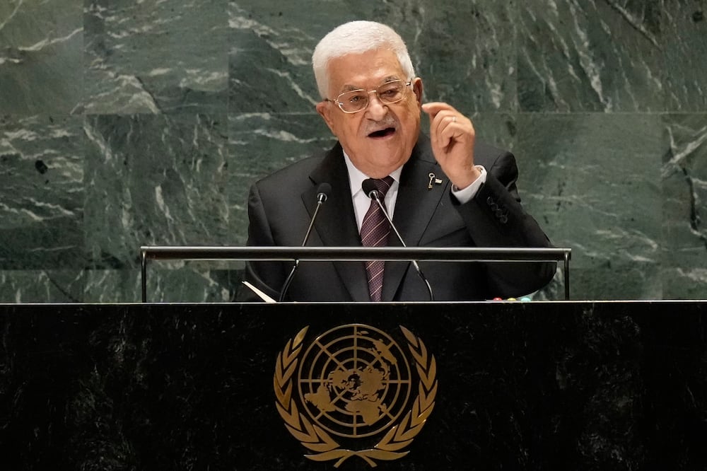 El presidente palestino Mahmoud Abbas se dirige a la 79 sesión de la Asamblea General de las Naciones Unidas, en la sede de la ONU, en 2024. Foto: AP