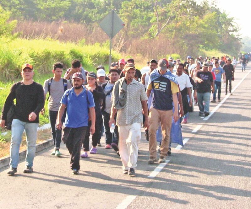 La mayoría de los migrantes que logran salir de El Salvador son deportados, según la Cruz Roja. Foto: ARCHIVO EL UNIVERSAL
