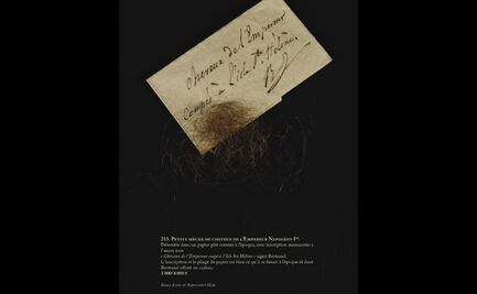 Subastan cabellos y restos de sangre de Napoleón; estos son sus precios