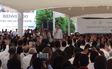 Se acabaron las dobles negociaciones con docentes, afirma Nuño Mayer