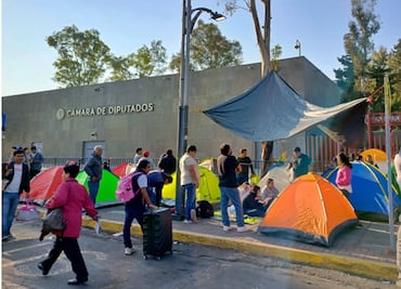 FOTOS: Maestros bloquean San Lázaro y toman casetas en carreteras de Oaxaca