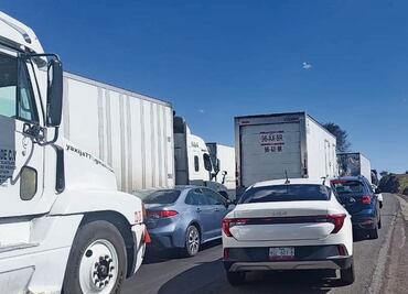Se mantienen bloqueos carreteros en 5 estados
