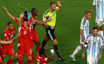 Árbitro portugués justifica su polémica expulsión en un partido de Argentina durante el Mundial
