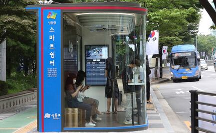 Corea del Sur fortifica las paradas de autobús contra el Covid-19
