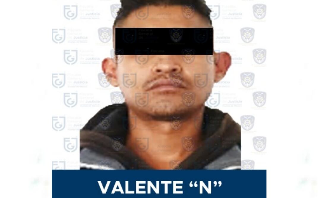 El imputado fue trasladado a la capital del país, para quedar a disposición de la autoridad judicial que lo requirió en el Reclusorio Preventivo Varonil Norte. Foto: Especial