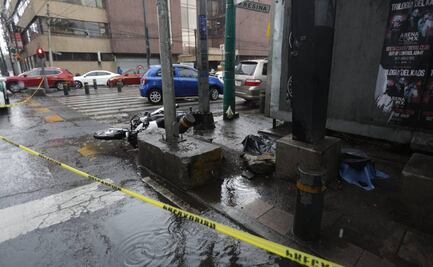 Motociclista pierde la vida por accidente vehicular en Iztacalco; detienen a conductor involucrado