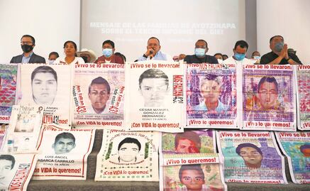 Padres de Ayotzinapa exigen que EPN declare sobre caso