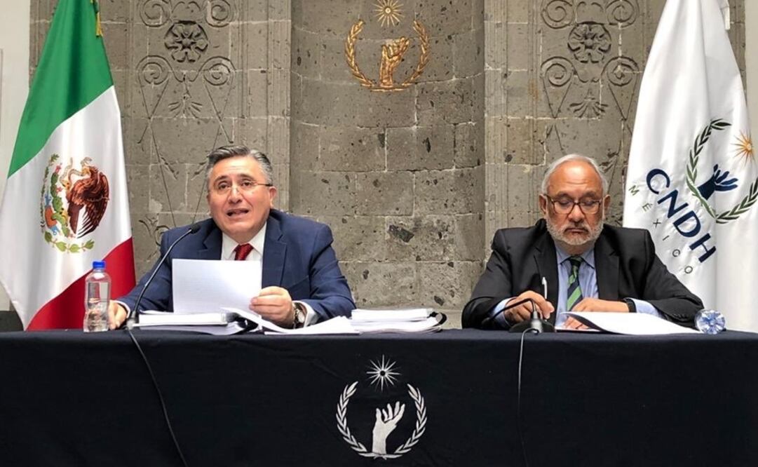 El presidente de la CNDH, Luis Raúl González presentó el informe ante Secretaría de Gobernación y posteriormente ofreció una conferencia (Tomada de Twitter @CNDH)