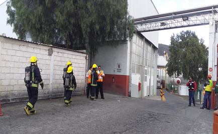 Desalojan a niños y adultos de parque por fuga de gas amoniaco en refresquera de Culiacán