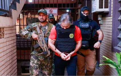 FOTOS: Así fue el traslado de Hernán Bermúdez a México tras ser expulsado de Paraguay; realizó escala en Colombia