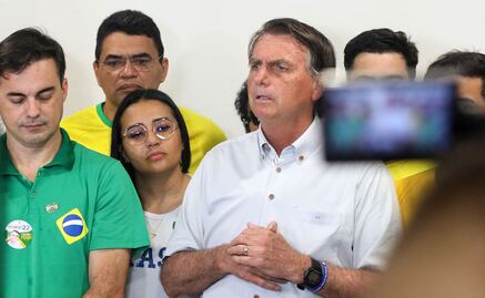 "Pedófilo", "asqueroso": Llueven críticas a Bolsonaro por comentarios sobre niñas