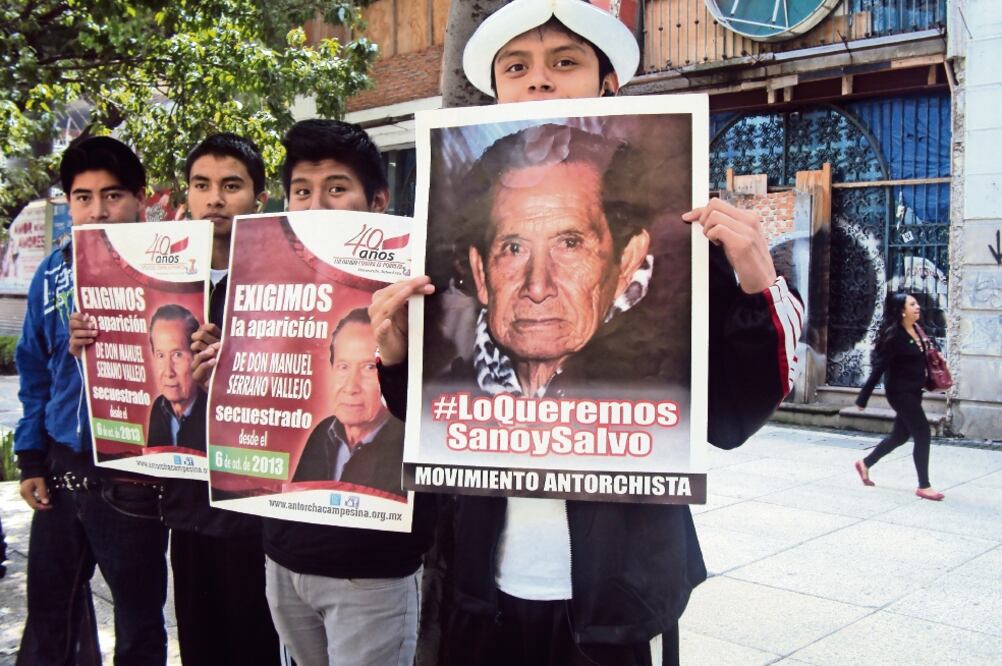 Manuel Serrano Vallejo, padre de la entonces alcaldesa de Ixtapaluca, fue secuestrado cuando iba a abrir su puesto de periódicos. (ARCHIVO EL UNIVERSAL)