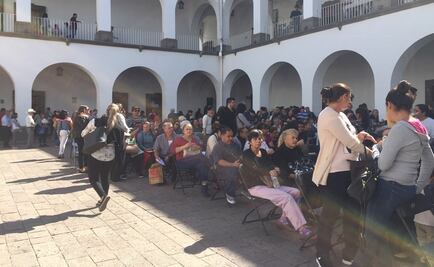 Largas filas en Culiacán para obtener descuento a pago predial