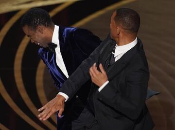 Academia de cine de EU prohíbe a Will Smith asistir a entregas de los Oscar por 10 años