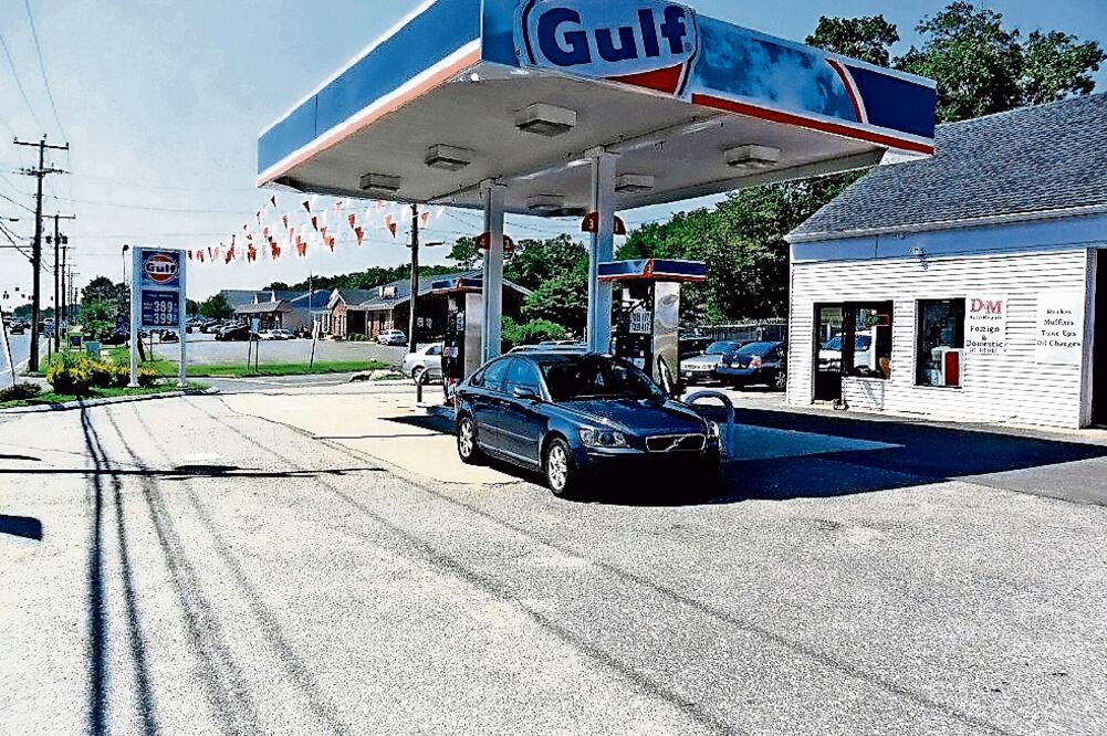 Gulf plantea que por vía celular se dé la ubicación de la estación más cercana, revisar transacciones del usuario y solicitar factura (ARCHIVO EL UNIVERSAL)