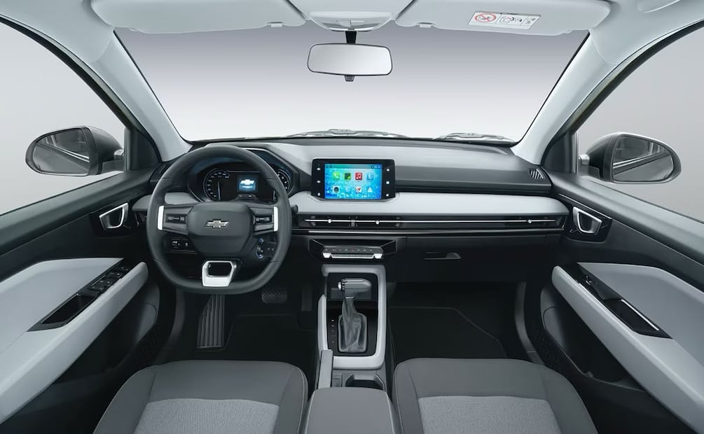 La cabina del Chevrolet Aveo Hatchback 2026 mantiene un buen nivel de confort. Foto: Chevrolet México