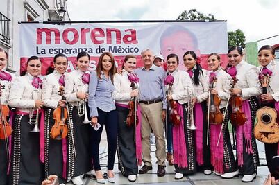 AMLO pide debatir sobre reformas