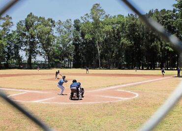 Usuarios del Deportivo Xochimilco mantienen su negativa al proyecto de Utopía