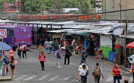 Brugada anuncia reordenamiento del ambulantaje en los Cetram; modernizarán y mejorarán paraderos de CDMX, dice