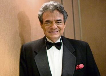 Preparan restos de José José para velorio en Miami