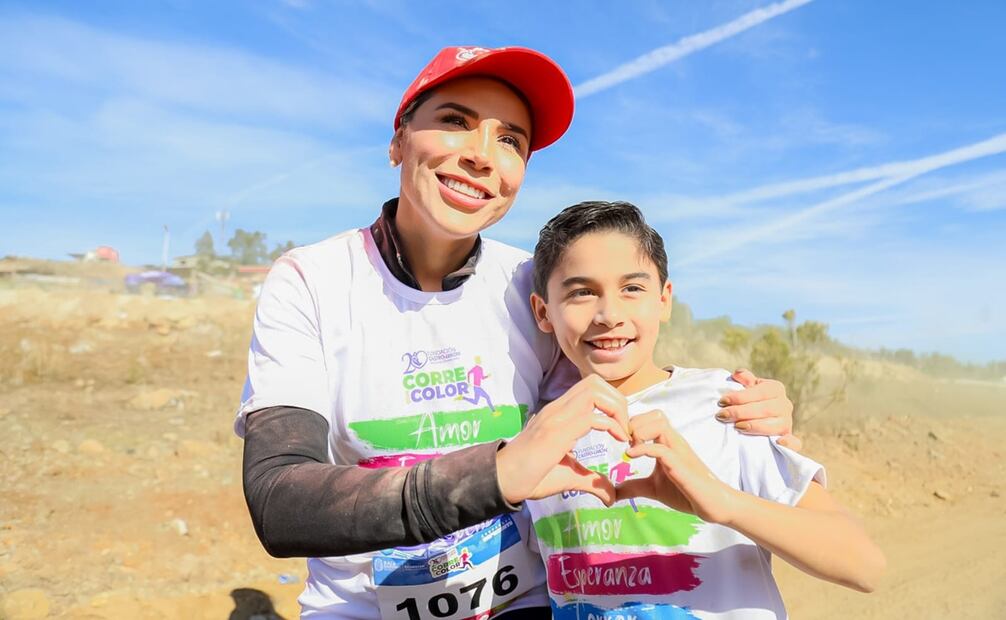La gobernadora reconoció el trabajo de la Fundación Castro Limón que, a lo largo de los años, han dado más de 300 mil atenciones y logrado salvar la vida de 117 niñas y niños con cáncer. Foto: Especial