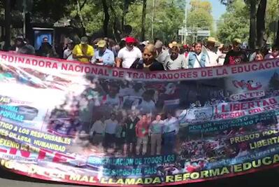 Maestros marchan del Auditorio Nacional a la Segob 