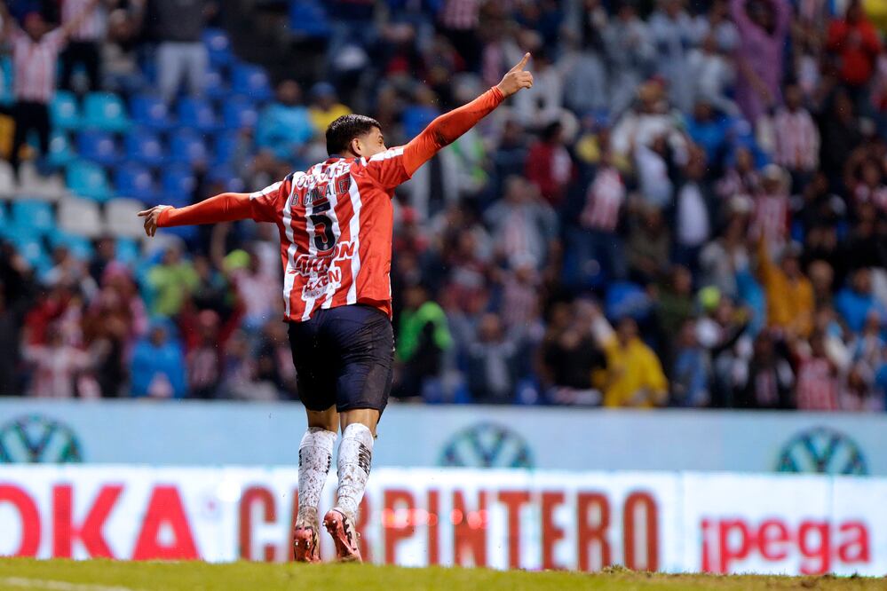 Chivas en festejo de gol, durante la Jornada 11 del Apertura 2025 ante Puebla - Foto: Imago7