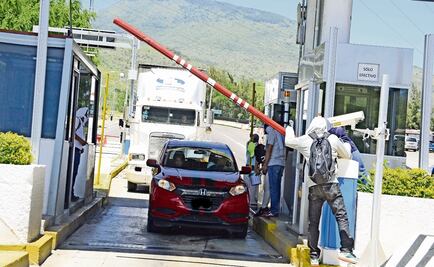 Bloquean casetas damnificados de sismo en Chiapas