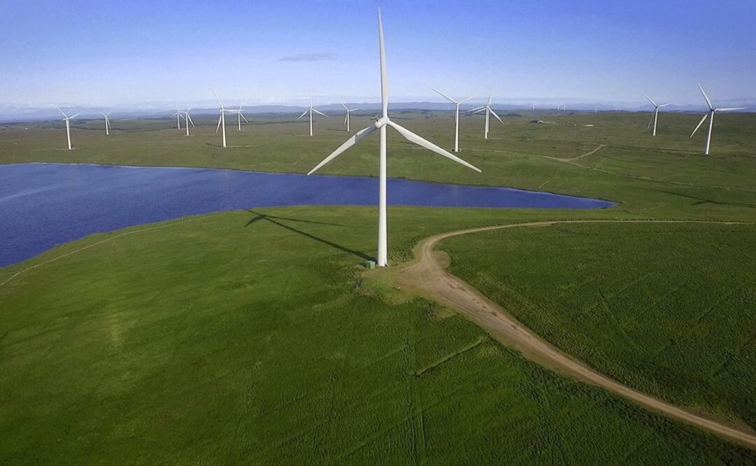 Para la firma, el acuerdo no desencadenará una acción de calificación ya que Fitch asume que los ingresos de la transacción se reinvertirán en su totalidad en el mediano plazo. FOTO: Archivo/ EL UNIVERSAL