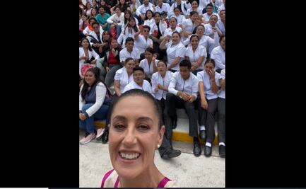 Sheinbaum realiza live con estudiantes de la Universidad de la Salud en la CDMX 