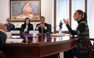 Sheinbaum se reúne con gobernadora de Banxico e integrantes de la ABM; conversan sobre perspectivas económicas