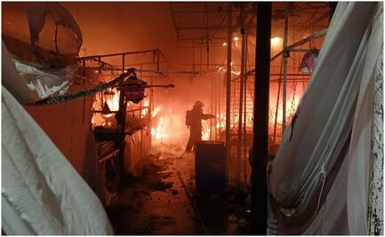 Incendio en Expo Navidad de Celaya, Guanajuato consume 70 locales; fue ocasionado por un cortocircuito