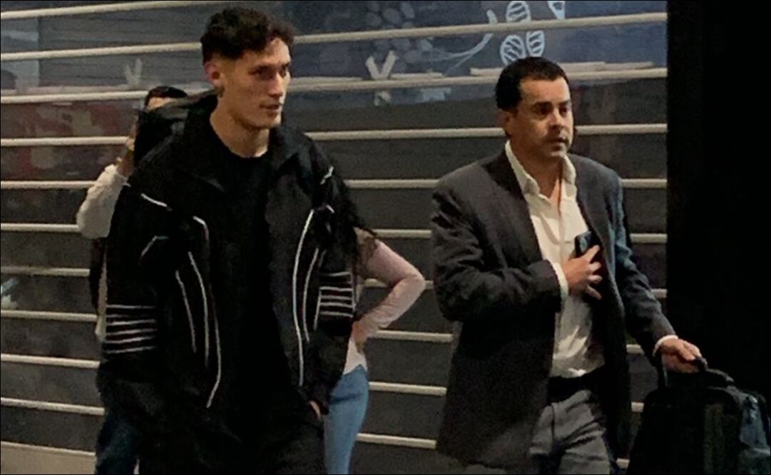 Chiquete ya está en la CDMX tras dejar a las Chivas - Foto: Edgar Enríquez / EL UNIVERSAL