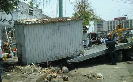 Retiran tanques de gas de puestos en Metro Cuatro Caminos
