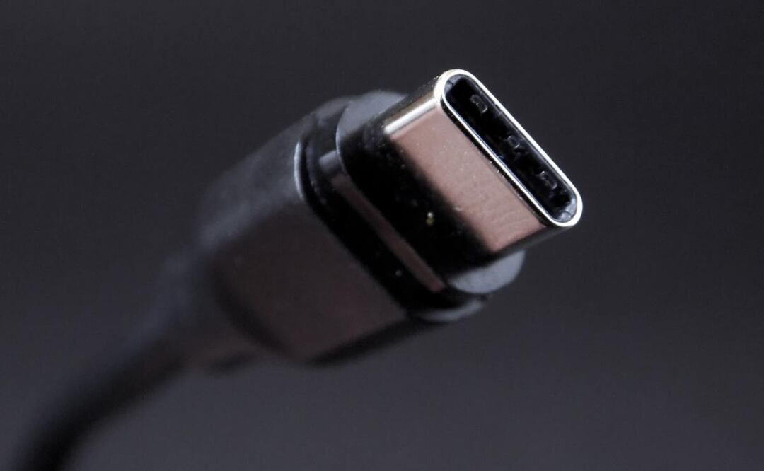 Cargar tu celular en cualquier puerto USB podría traerte consecuencias negativas. Foto: Pixabay