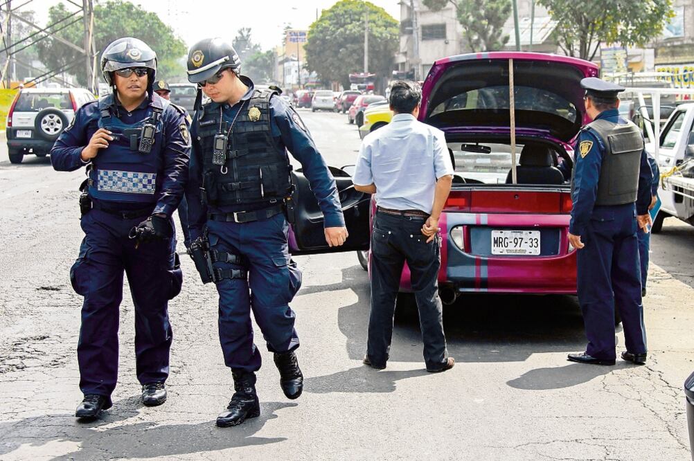 Este viernes, aproximadamente a las 02:00 horas, los presuntos delincuentes fueron encontrados en calles de la colonia Doctores, delegación Cuauhtémoc (ARCHIVO EL UNIVERSAL)