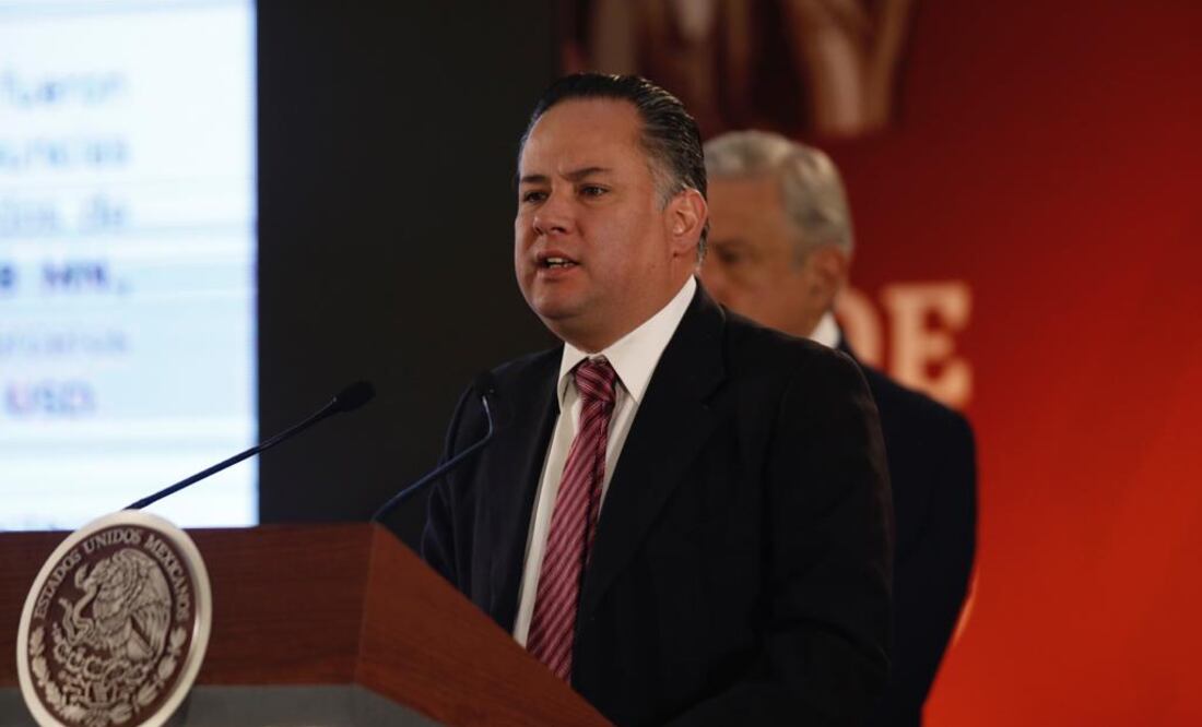 Santiago Nieto, durante la conferencia matutina. Foto: Agustín Salinas / EL UNIVERSAL