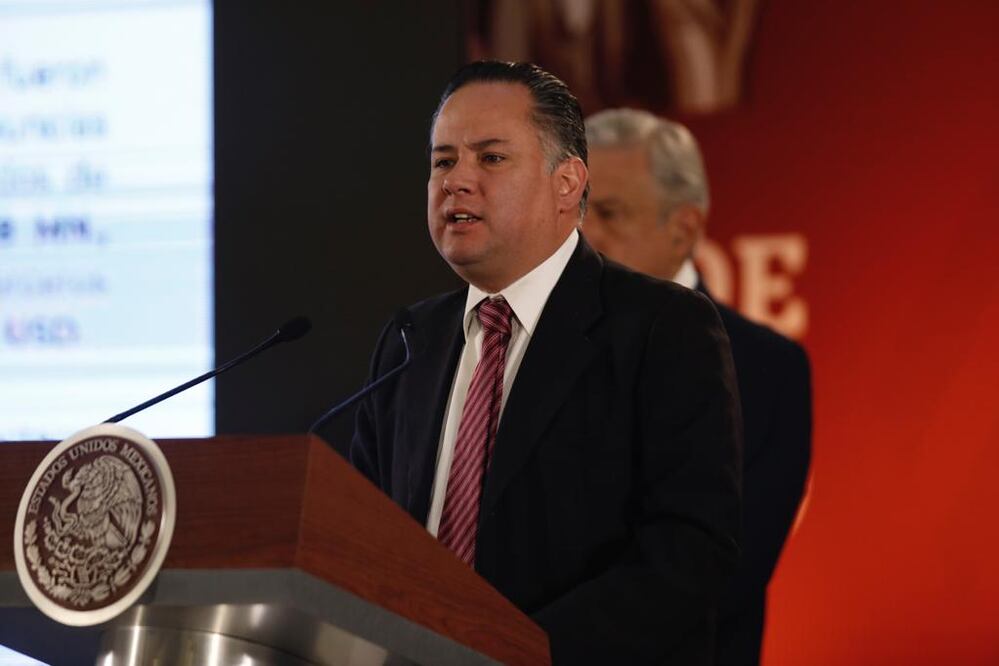 Santiago Nieto, durante la conferencia matutina. Foto: Agustín Salinas / EL UNIVERSAL