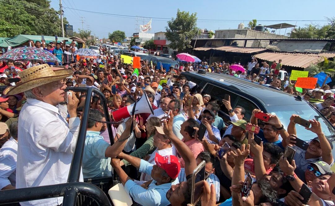 AMLO durante un encuentro con pueblos de Guerrero. Foto: Presidencia 