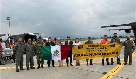 Concluye repatriación de 25 migrantes mexicanos que murieron en tráiler en Texas